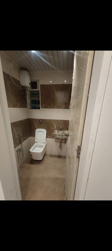 Bathroom in 1 BHK Apartment at Mohini Castle, Khar West – for Sale