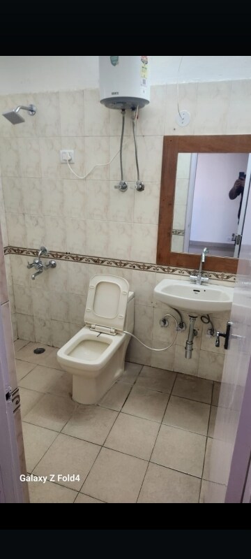 Bathroom in 2 BHK Apartment at Parsvnath Majestic Floors, Vaibhav Khand – for Rent