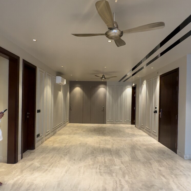 Room, south city 1 4 Bedroom 360 Sq.Yd. Builder Floor In South City 1 Gurgaon 8198686