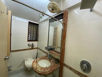 Furnished Amenities in 4 BHK Apartment at Madhukunj Apartment Prabhadevi, Prabhadevi – for Rent