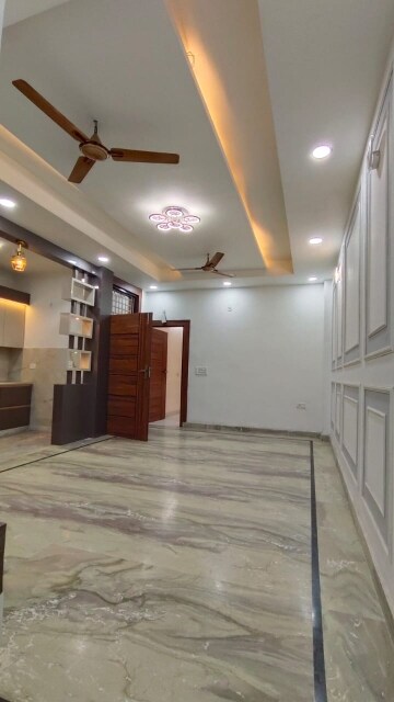 3 BHK Builder Floor For Rent in Maya Homes Indrapuram Ghaziabad  8198691