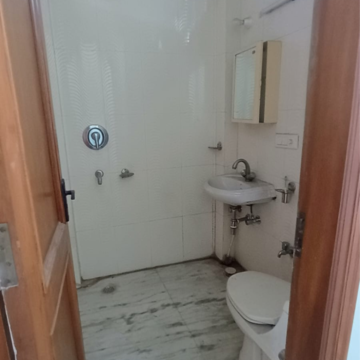 Bathroom in 2 BHK Builder Floor at Saket – for Rent