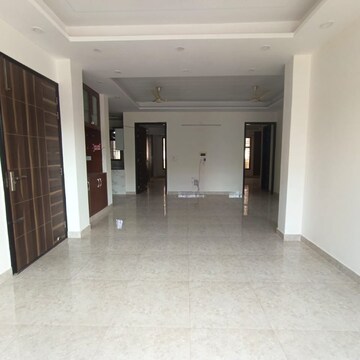 3 BHK Builder Floor For Rent in Sector 52