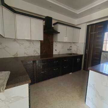 Kitchen in 3 BHK Builder Floor at Sector 52 – for Rent
