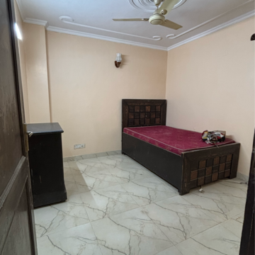 Bedroom in 1 BHK Builder Floor at Malviya Nagar – for Rent