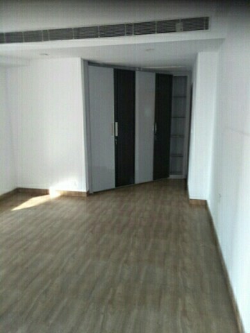 Building Lobby in 3.5 BHK Apartment at Supertech ORB, Sector 74 – for Rent