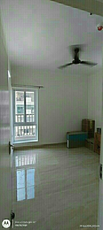 Room in 2.5 BHK Apartment at Aditya Celebrity Homes, Sector 76 – for Sale