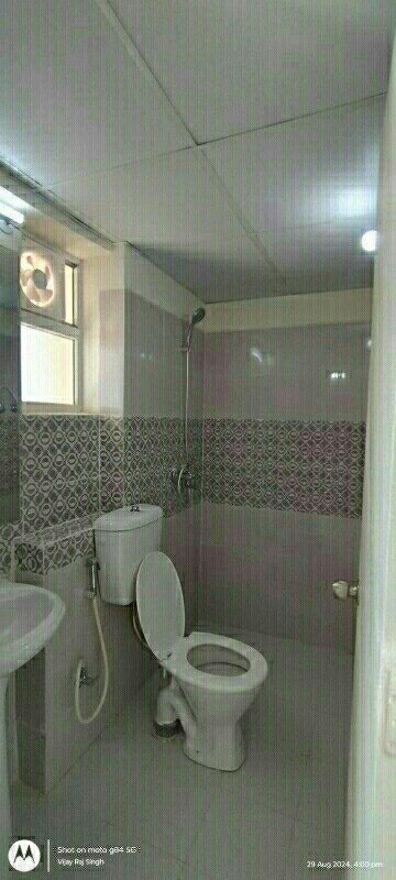 Bathroom in 2.5 BHK Apartment at Aditya Celebrity Homes, Sector 76 – for Sale