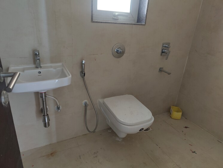 Bathroom, kipl-morya 1 Bedroom 653 Sq.Ft. Apartment In Kasarvadavali Thane 8198868