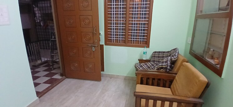 Balcony, rt nagar 1 Bedroom 700 Sq.Ft. Independent House In Rt Nagar Bangalore 8198881