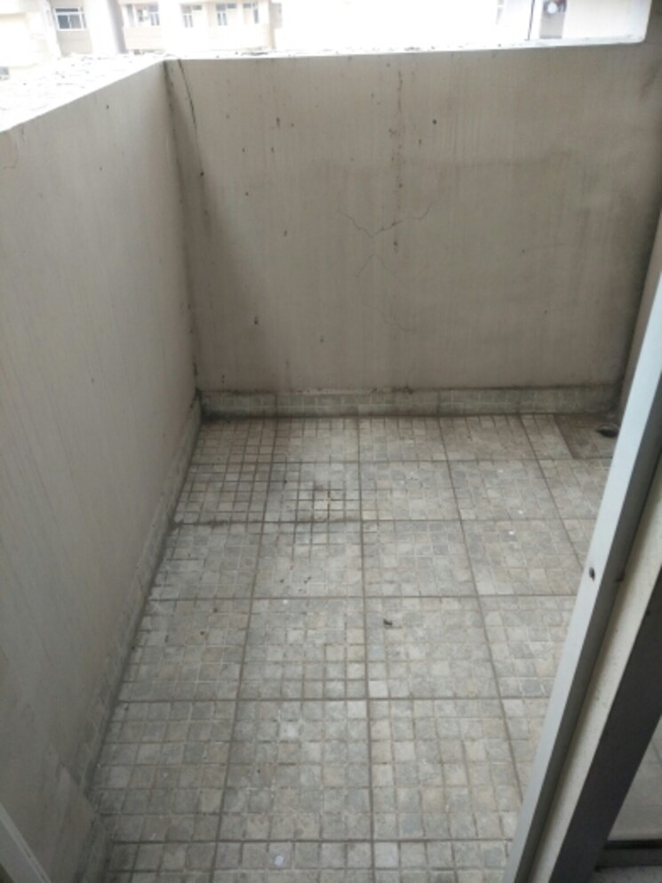 Balcony, supertech-cape-town 3 Bedroom 1625 Sq.Ft. Apartment In Sector 74 Noida 8198896