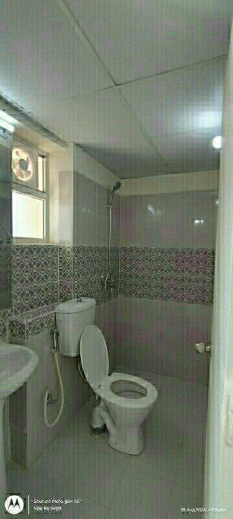 Bathroom, aditya-celebrity-homes 2.5 Bedroom 1145 Sq.Ft. Apartment In Sector 76 Noida 8198909