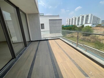 Balcony in 5 BHK Villa at Gandipet – for Sale