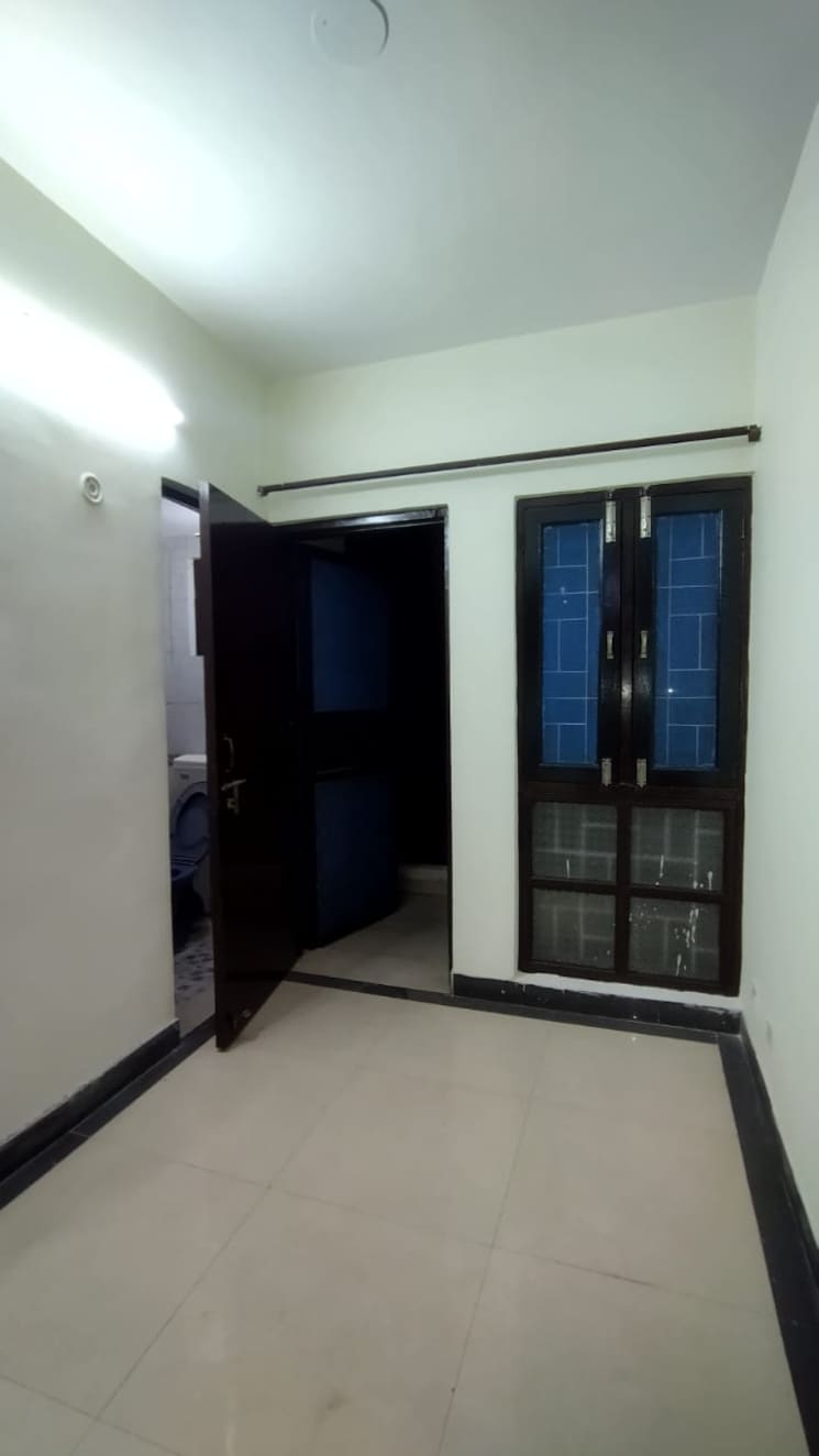 Room, jasola 1 Bedroom 516 Sq.Ft. Apartment In Jasola Delhi 8198933