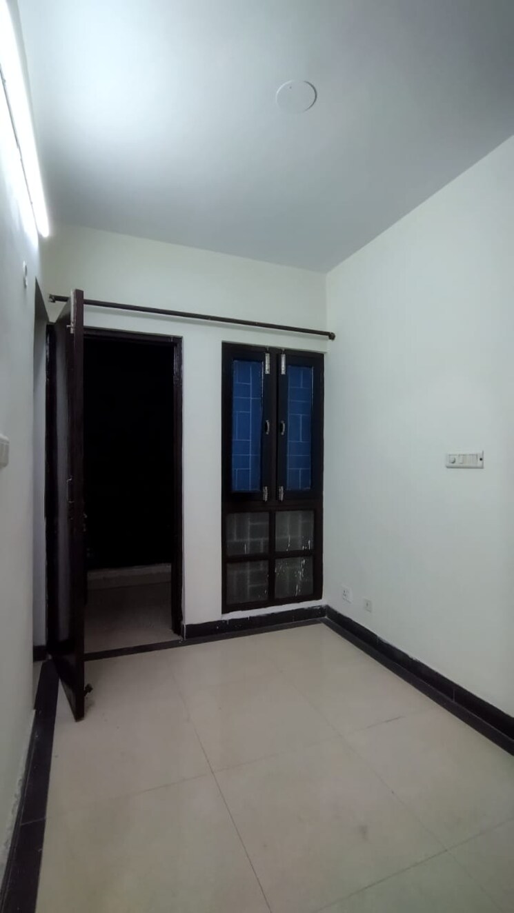 Room, jasola 1 Bedroom 516 Sq.Ft. Apartment In Jasola Delhi 8198933