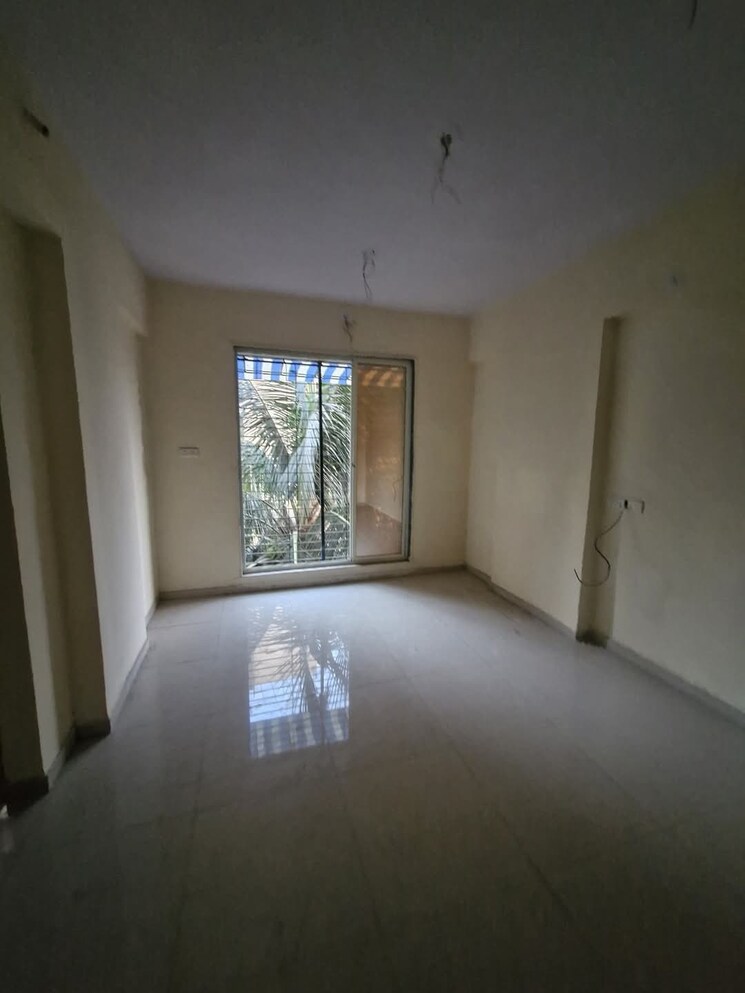 Room, thane west 1 RK 420 Sq.Ft. Apartment In Thane West Thane 8198960