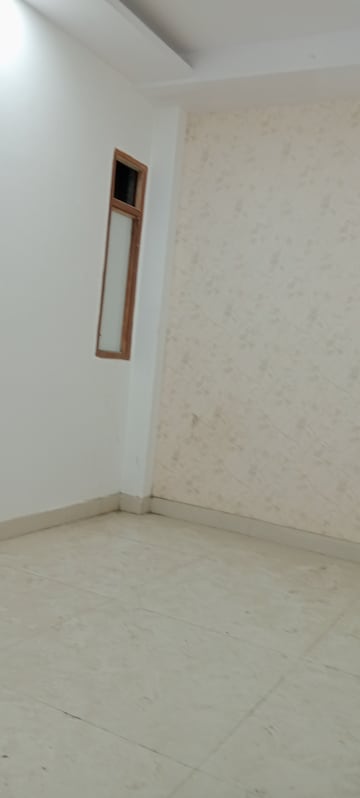 Room in 2 BHK Builder Floor at Govindpuri – for Sale