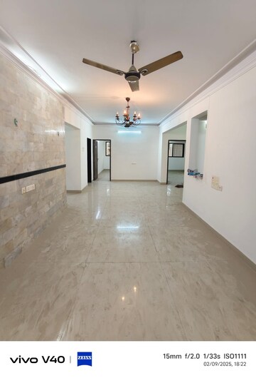 Room in 3 BHK Apartment at Gahlot Majesty and Avenue CHS, Nerul – for Rent
