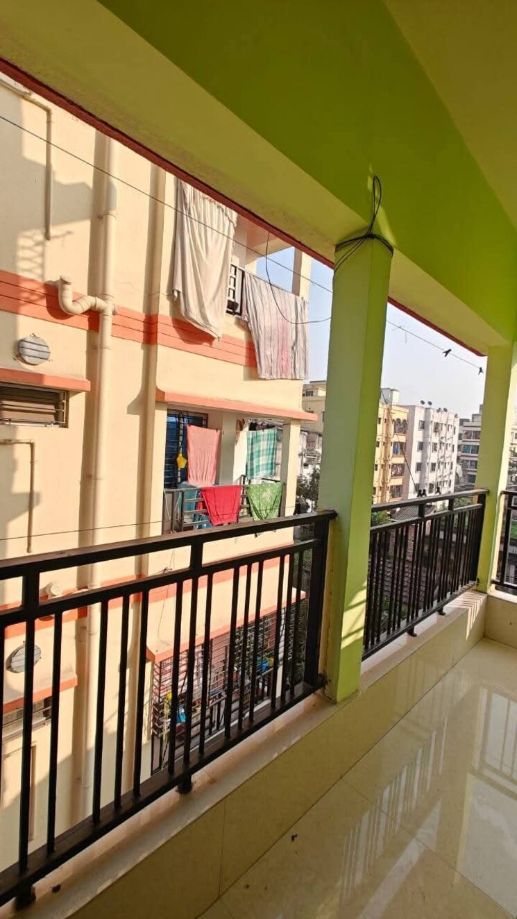 Balcony, sd-tower 2.5 Bedroom 1080 Sq.Ft. Apartment In Keshtopur Kolkata 8199104