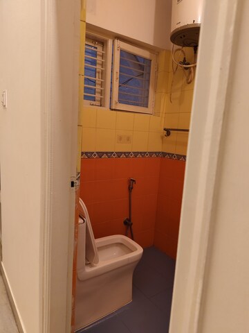 Bathroom in 2 BHK Apartment at Halasuru – for Rent