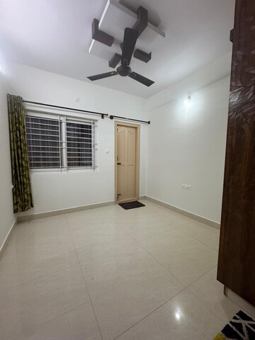 Room in 1 BHK Apartment at Indiranagar – for Rent