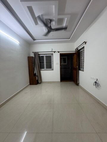 Room in 1 BHK Apartment at Indiranagar – for Rent