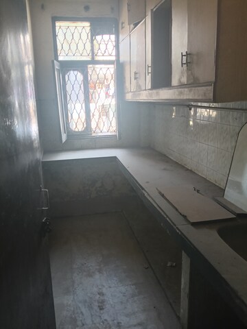 Kitchen in 2 BHK Builder Floor at Shalimar Apartments Shalimar Garden, Shalimar Garden – for Sale
