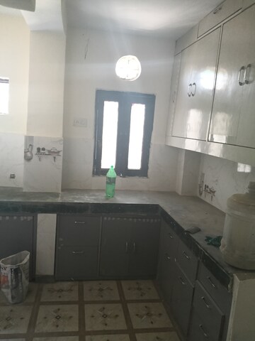 Kitchen in 2 BHK Builder Floor at Shalimar Apartments Shalimar Garden, Shalimar Garden – for Sale
