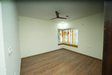 Room in 3 BHK Apartment at Bollineni Bion, Kothaguda – for Rent