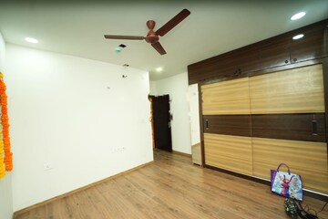 Room in 3 BHK Apartment at Bollineni Bion, Kothaguda – for Rent
