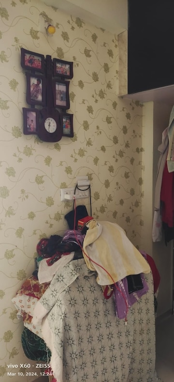 Living Room in 2 BHK Apartment at Chandkheda – for Rent