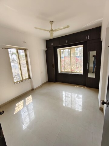 Room in 2 BHK Apartment at Matrix Alfa 1, Kharadi – for Rent