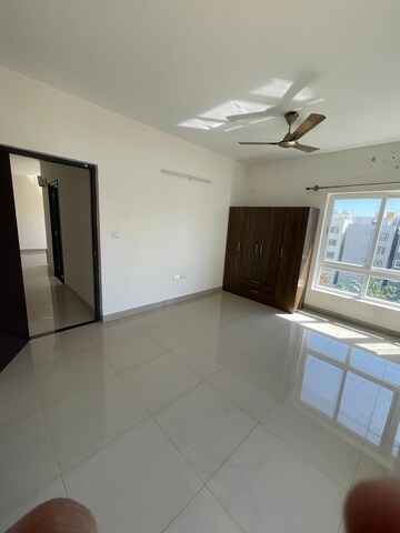 Room in 2 BHK Apartment at Ramky One North, Yelahanka – for Rent