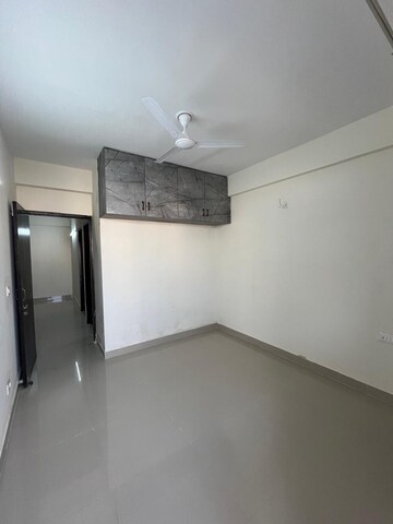 Room in 3 BHK Apartment at Amolik Sankalp, Sector 85 – for Rent