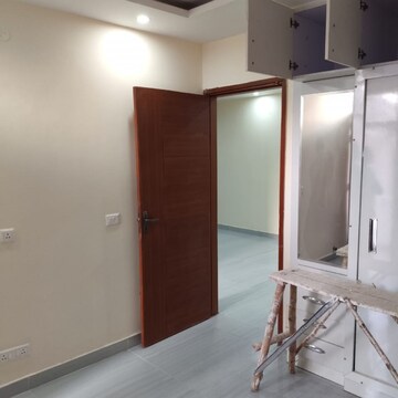 Room in 3 BHK Apartment at GHB Splande, High Ground – for Rent