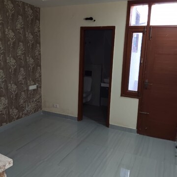 Room in 3 BHK Apartment at GHB Splande, High Ground – for Rent