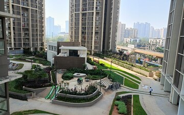 2 BHK Apartment For Rent in Kalpataru Paramount, Kapur Bawdi