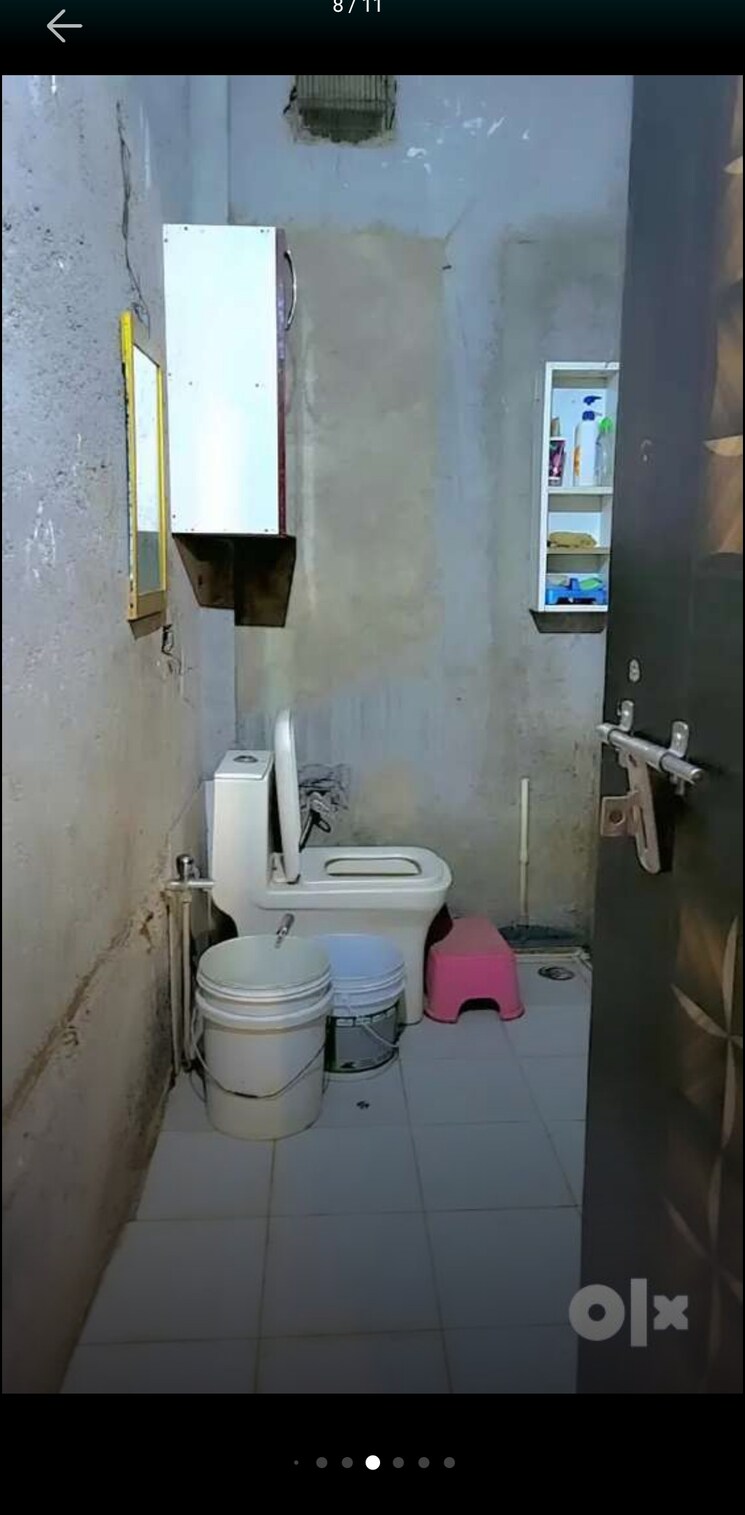 Bathroom, sector 19 6+ Bedroom 180 Sq.Yd. Independent House In Sector 19 Faridabad 8199456