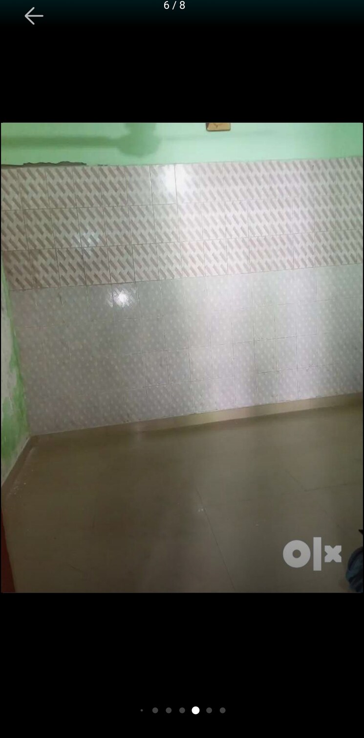 Room, sector 19 6+ Bedroom 180 Sq.Yd. Independent House In Sector 19 Faridabad 8199456