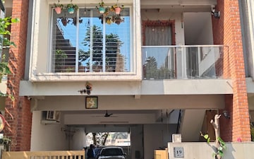 5 BHK Independent House For Sale in Palanpur