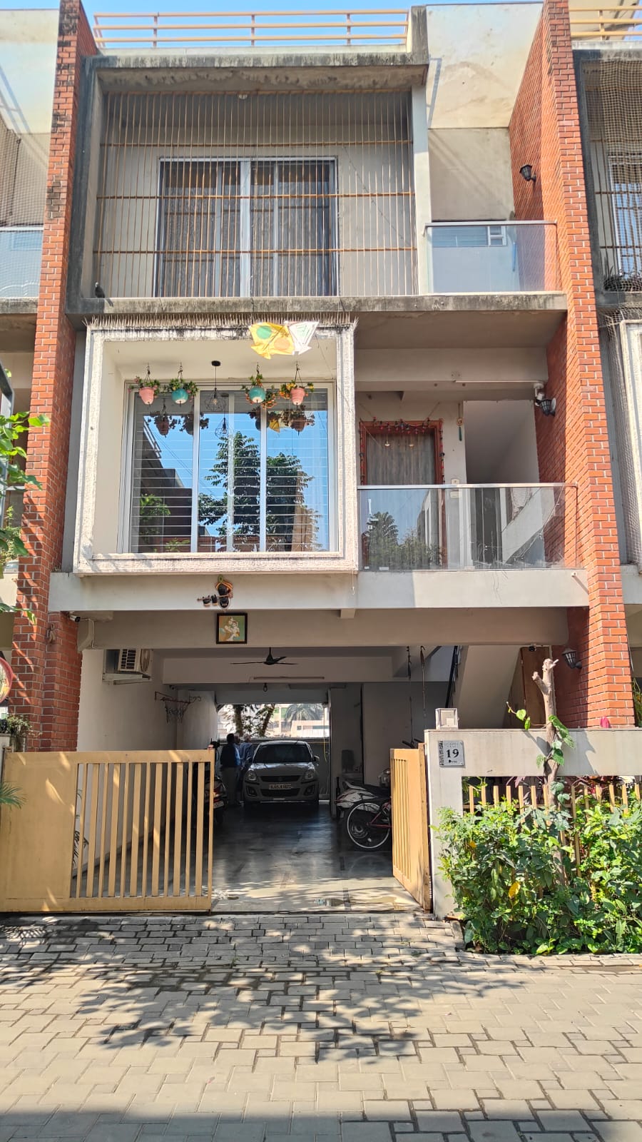 5 BHK Independent House For Sale in Gaurav Path 