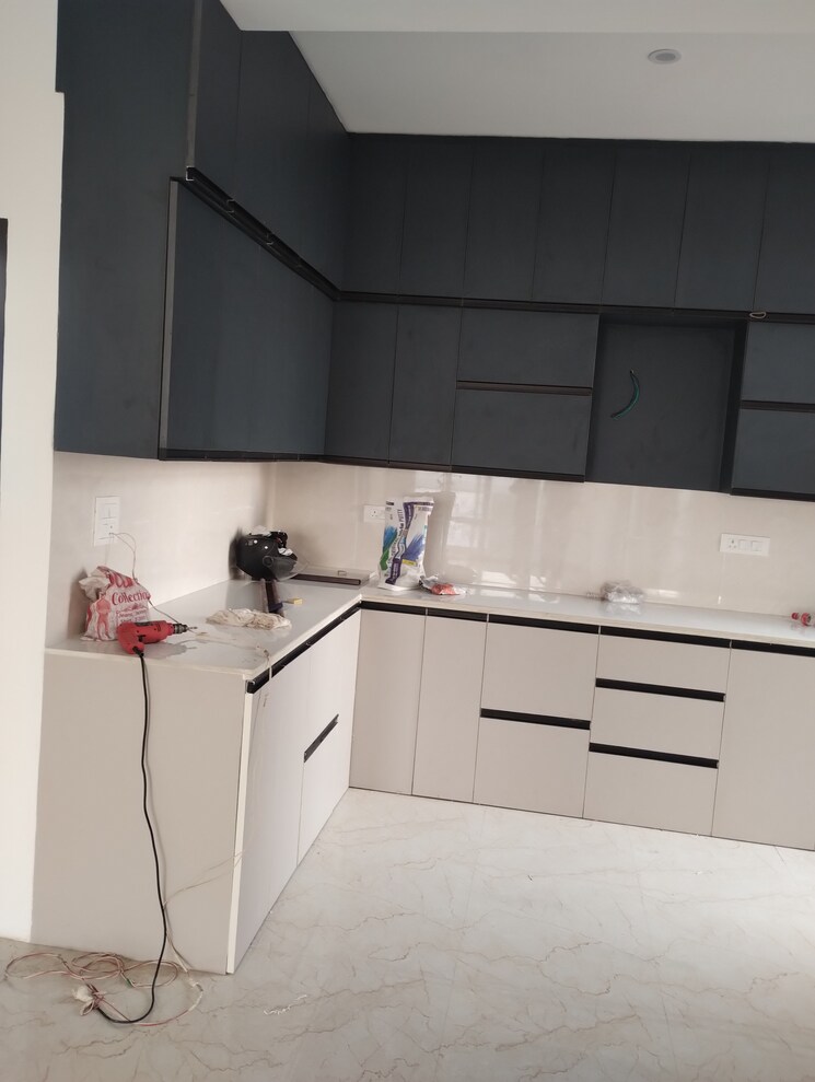 undefined, vaish-chs 3 Bedroom 1650 Sq.Ft. Apartment In Sector 45 Faridabad 8199612