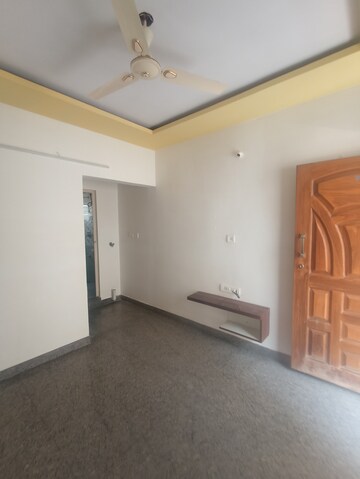 Room in 1 BHK Builder Floor at Hsr Layout – for Rent