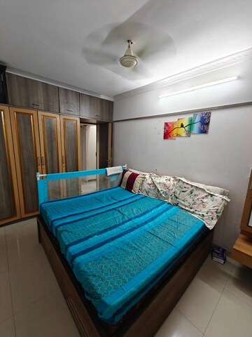 Bedroom in 2 BHK Apartment at Palash Towers, Andheri West – for Rent