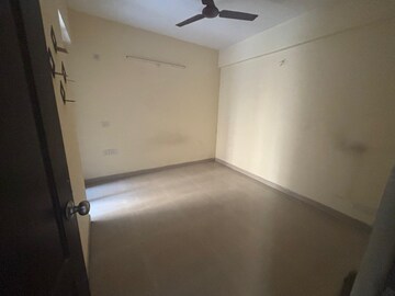 Room in 2 BHK Apartment at Aditya City Apartments, Shahpur Bamheta – for Rent