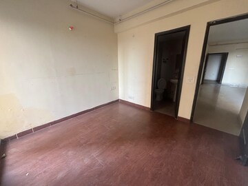 Room in 2 BHK Apartment at Aditya City Apartments, Shahpur Bamheta – for Rent