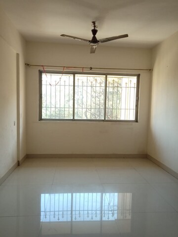 Room in 2 BHK Apartment at Happy Valley, Manpada – for Rent