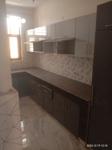 Kitchen in 2 BHK Builder Floor at Sector 42 – for Sale