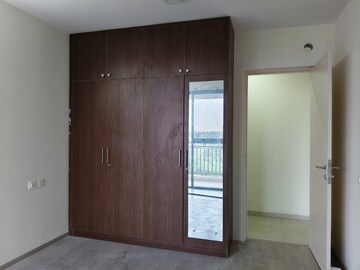 Bedroom in 3.5 BHK Apartment at Hiranandani Cypress, Devanahalli – for Rent