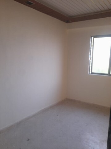 Room in 1 BHK Apartment at Vakola – for Rent